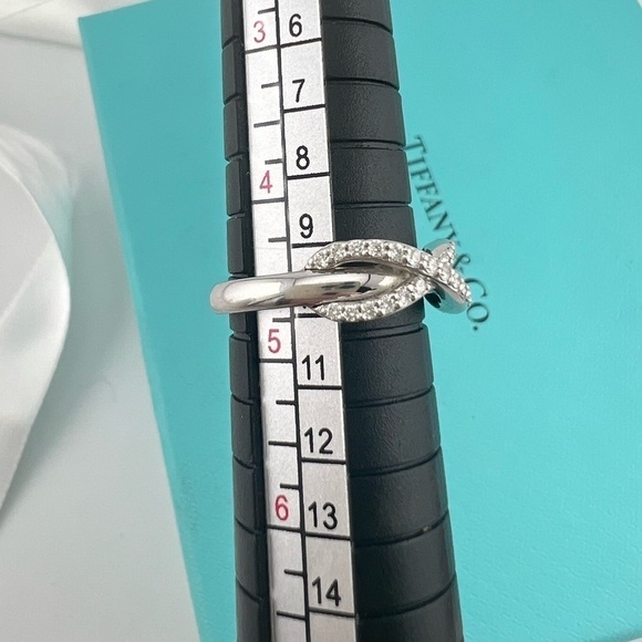 Retired Tiffany & Co. Diamond Infinity Ring 18k White Gold Size 4.5 - Picture 6 of 8